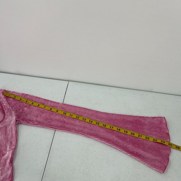 UO Out From Under XS Pink Velvet Bell Sleeve Crop Top Ribbed Square Neck Y2K - Picture 8 of 14